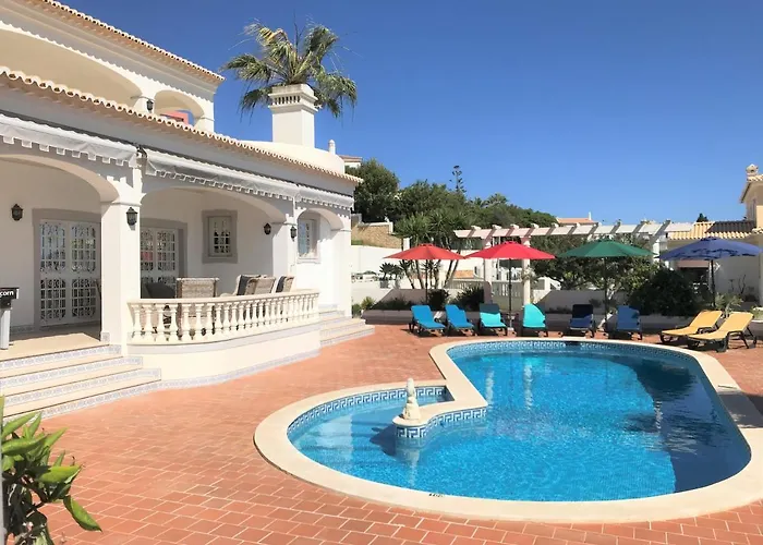 Corniche, Villa privée, 4 Suites, Vue mer, Piscine au Sel, chauffée et couverte