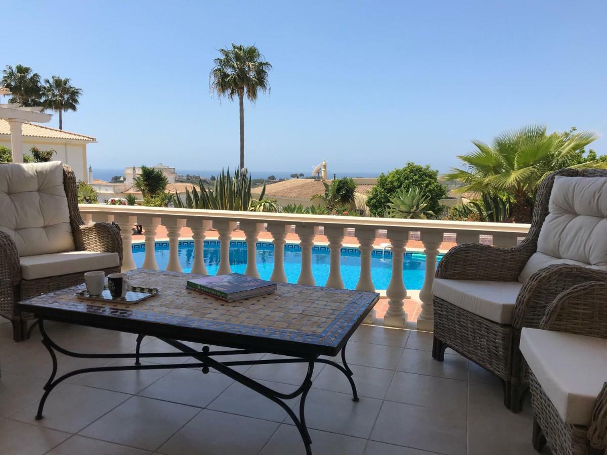 Corniche, Privée, 4 Suites, Vue Mer, Piscine Au Sel, Chauffée Et Couverte Villa