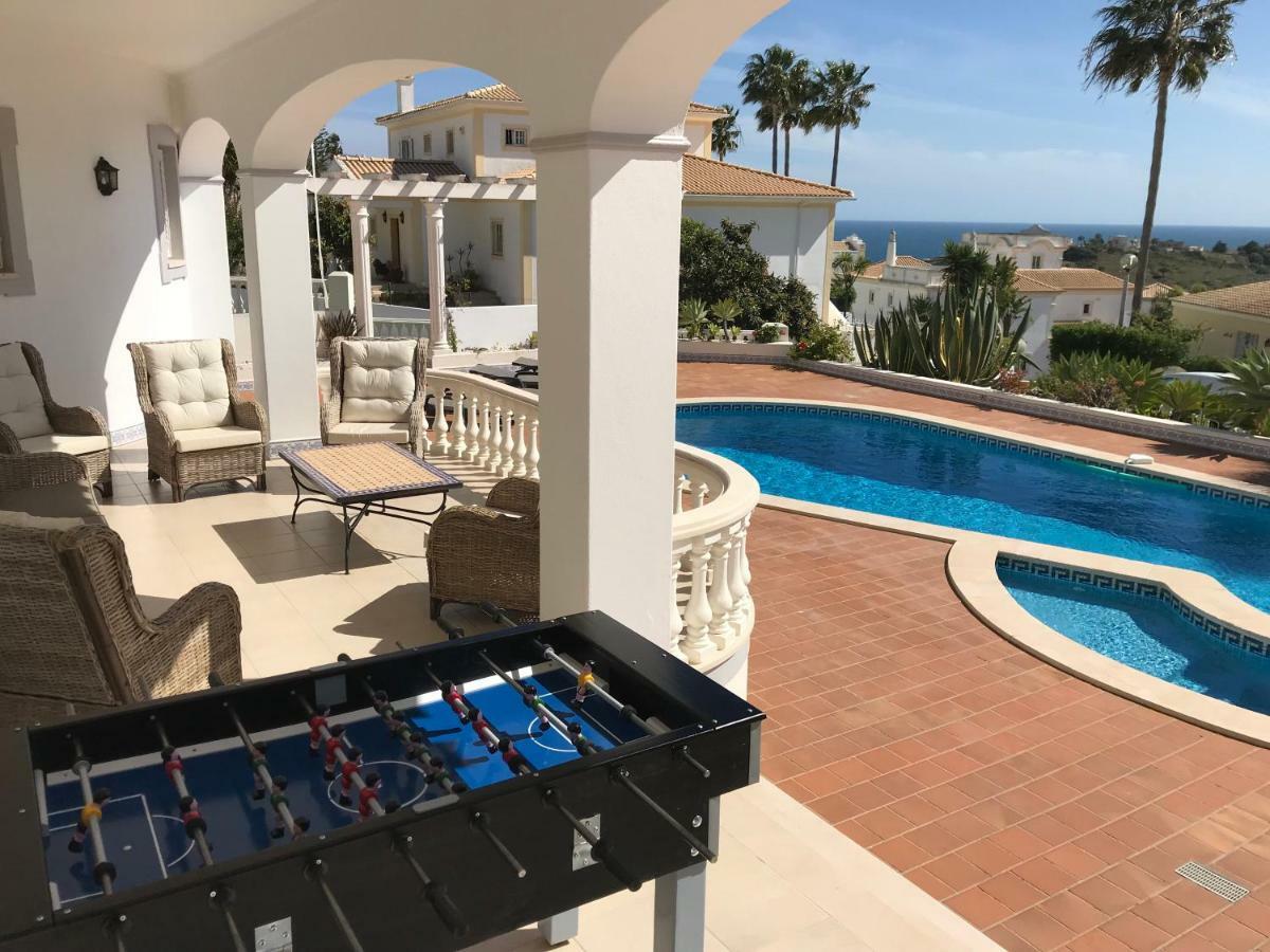 Corniche, Privée, 4 Suites, Vue Mer, Piscine Au Sel, Chauffée Et Couverte * Albufeira
